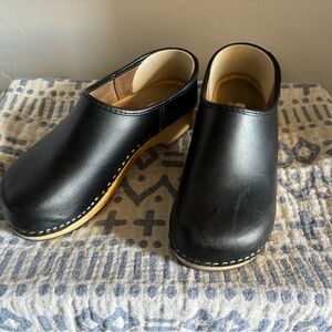 Black Leather Clogs with Wooden Sole